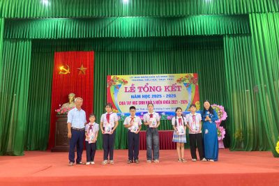 Một số hình ảnh trong buổi Lễ Tổng kết năm học 2025-2026 của trường Tiểu học Trực Thái
